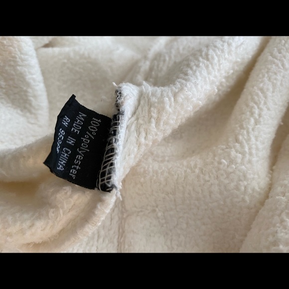 Fluffy White Spa Robe M/L - Picture 10 of 11